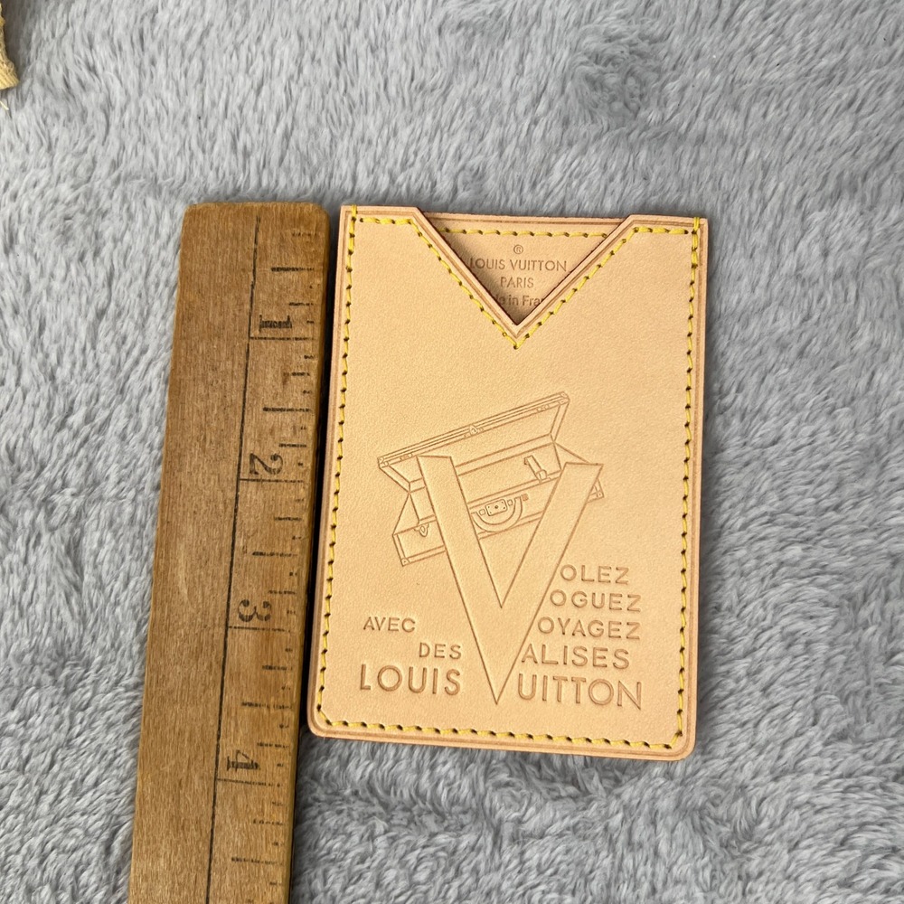 Louis Vuitton Volez Voguez Voyagez Card Holder Tan Unisex VVV Exhibition Wallet - Picture 5 of 7